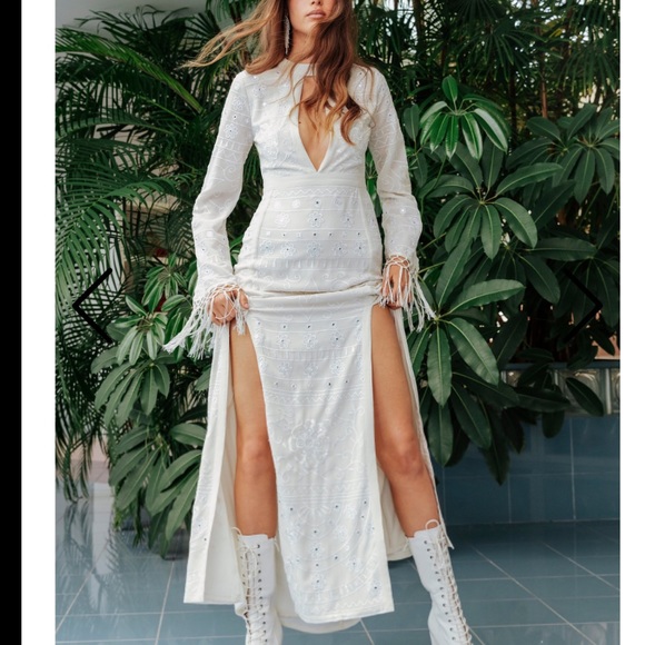 black wedding aisle runner